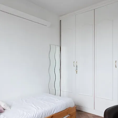 Apartment For 3 Overlooking The Eiffel Tower Boulogne-Billancourt